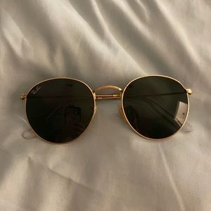 Gently used Ray Ban round sunglasses